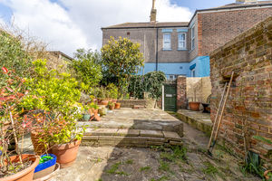 .- click for photo gallery